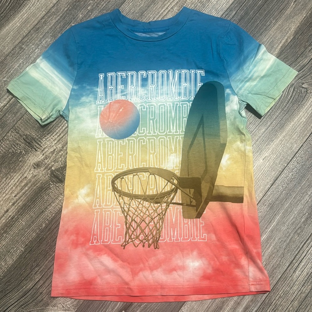 🏀Abercrombie & Fitch Basketball Rim Soft-Tee🏀